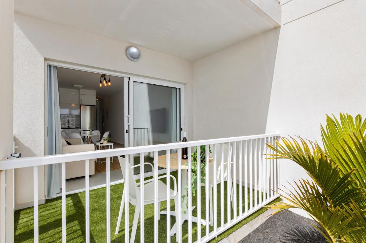 Lanzarote Blue Senator Apartment Costa Teguise Exterior photo